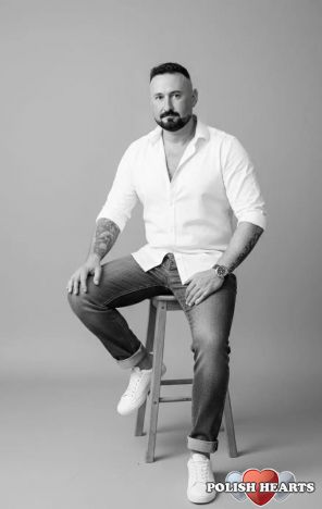 Lubię proste rzeczy i dobrą energię w ludziach. 